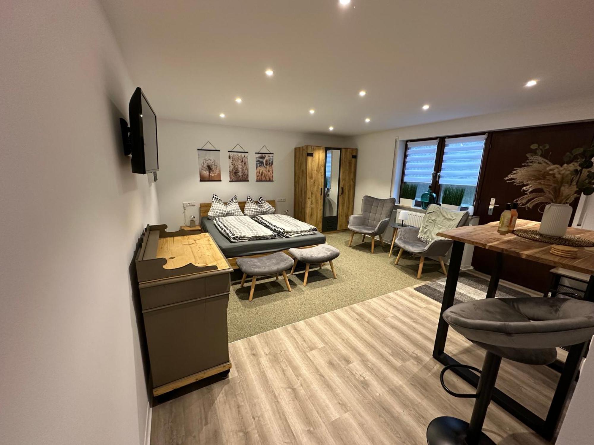 Neckarsulm Ruhige Wohnung Am Feldrand Luaran gambar
