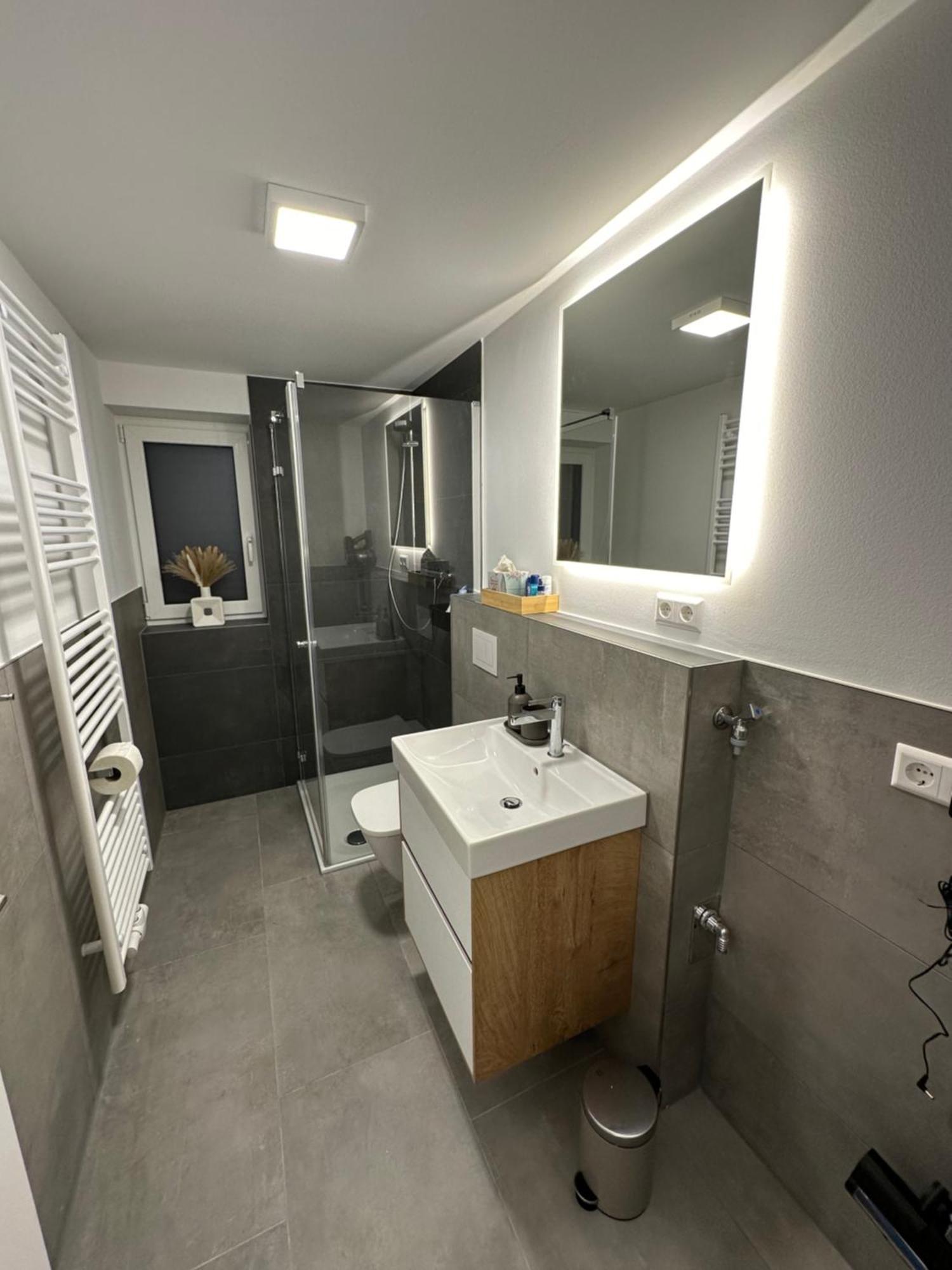 Neckarsulm Ruhige Wohnung Am Feldrand Luaran gambar