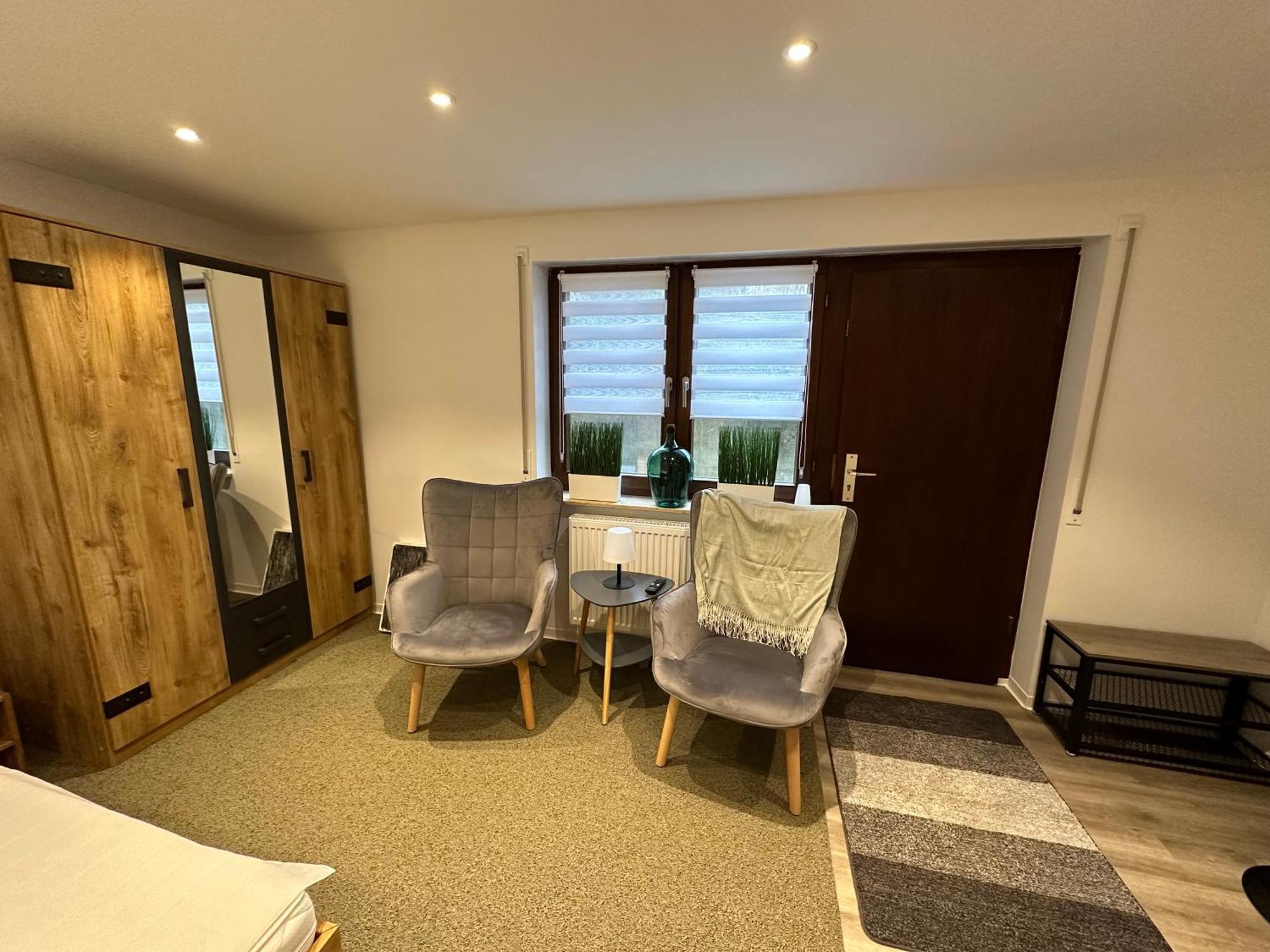 Neckarsulm Ruhige Wohnung Am Feldrand Luaran gambar